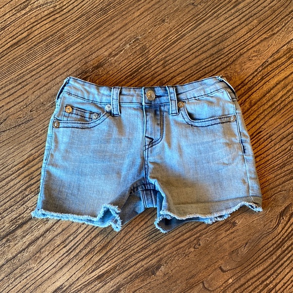 True Religion Girls Jean Shorts - Picture 2 of 9